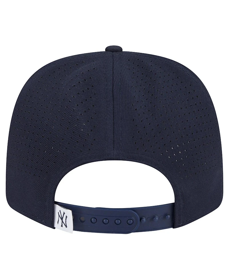 New Era Men's Navy New York Yankees Performance 9SEVENTY Adjustable Hat