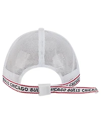 New Era Men's White Chicago Bulls Featherweight Team Tape 9FORTY M-Crown A-Frame Adjustable Hat