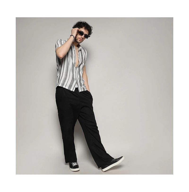 Campus Sutra Men's White & Unbalanced Striped Woven Shirt