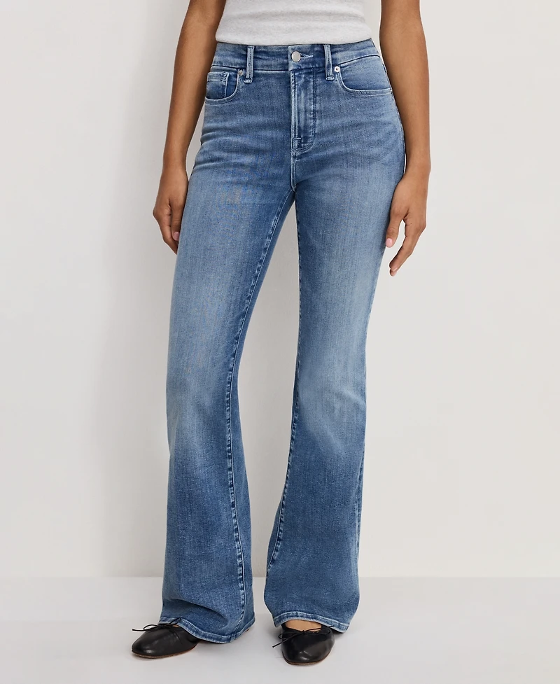 Good American Women's Mid-Rise Flared Jeans, Regular & Plus