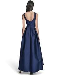 Eliza J Petite Sleeveless Scoop Neck Ball Gown