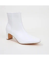 Berness Women's Minimalist Ankle Boots