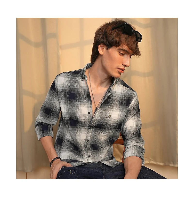 Campus Sutra Men's Charcoal Black & Ivory White Ombre Buffalo Check Shirt