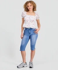 Dollhouse Juniors' Slit-Hem Capri Jeans