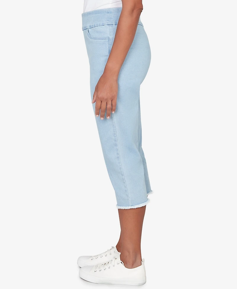 Alfred Dunner Petite Classic Super Stretch Denim Fringe Capri Pants