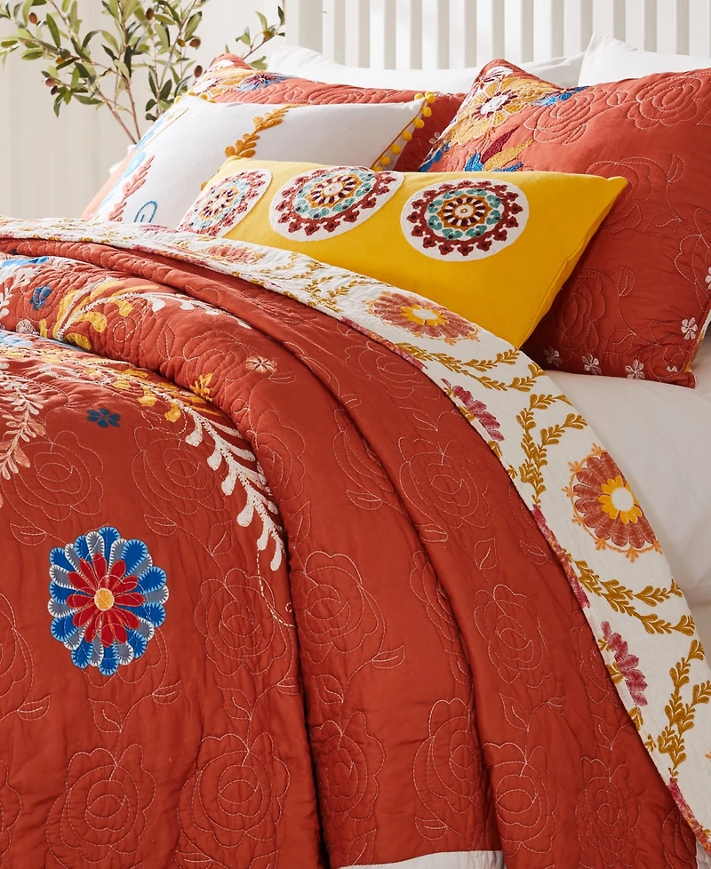 Greenland Home Fashions Topanga Bohemian Floral 5-Pc. Quilt Set