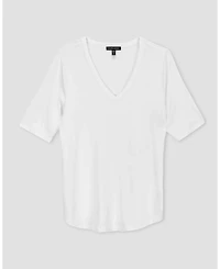 Universal Standard Plus Lily Liquid Jersey V-Neck Stovepipe Tee