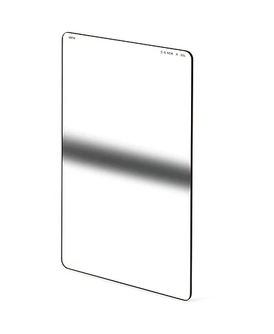 Urth 100x150mm Square Center Graduated ND8 3-Stop Lens Filter Plus+