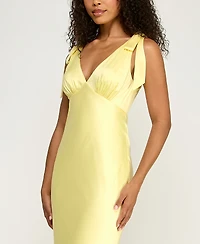 B Darlin Juniors' Sleeveless Satin Maxi Dress