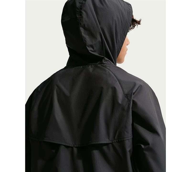 Nike Boys' and Girls' 7-20 Sportswear Wind Runner Hooded Repel Jacket