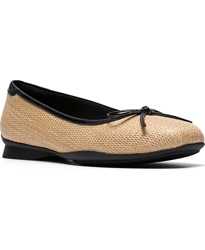 Clarks Women's Jazmynn Bow Round Toe Flats