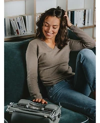 Gobi Cashmere Women's Timeless V-Neck Sweater