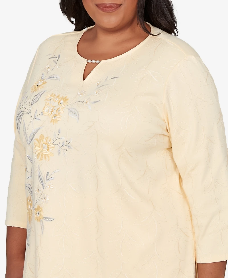 Alfred Dunner Plus Al Fresco Asymmetrical Floral Embroidered Textured Top