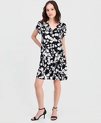 Anne Klein Essentials Petite Tulip-Sleeve Printed Swing Dress