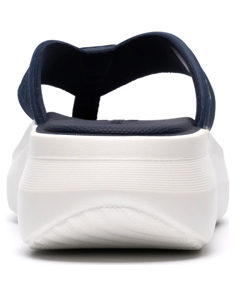 Clarks Women's Solevana Post Round Toe Sandals