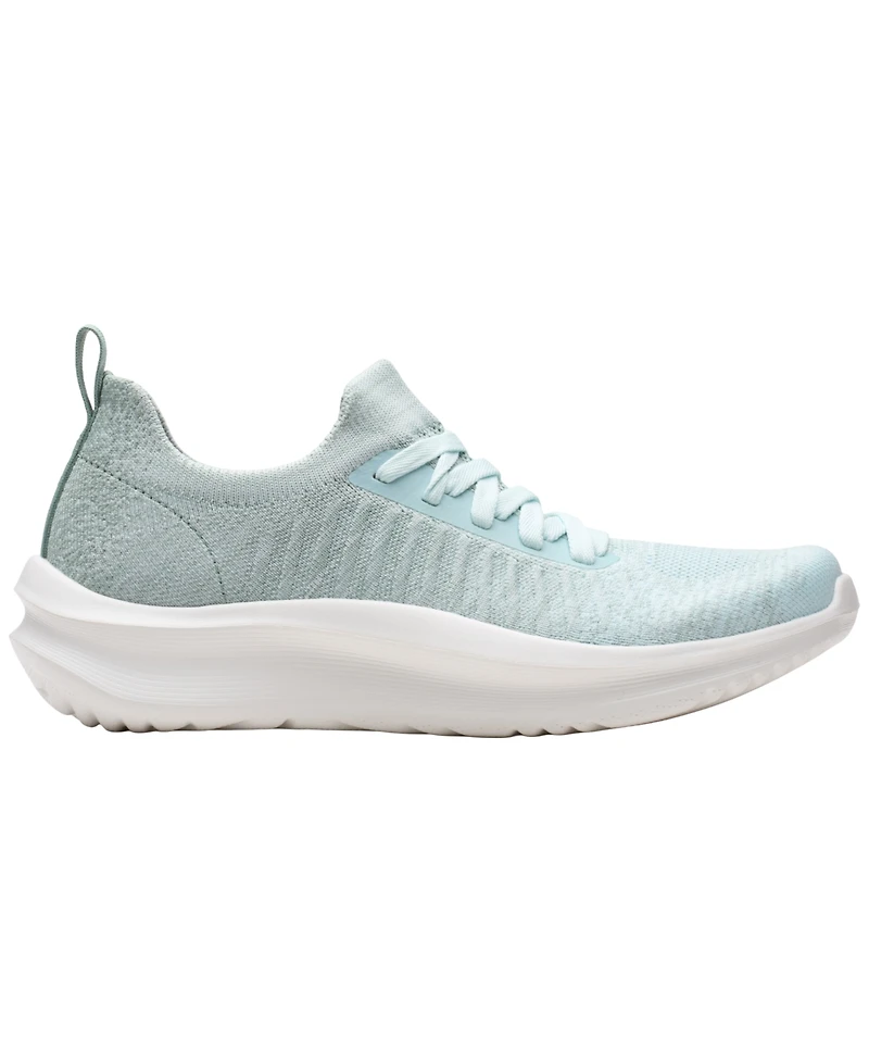 Clarks Women's Cloudsteppers Solevana Lace Round Toe Sneakers