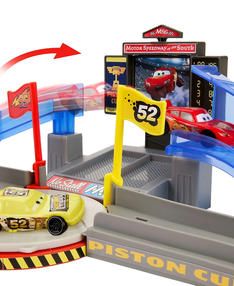 Car Disney and Pixar Cars Piston Cup Stunting Speedway Playset
