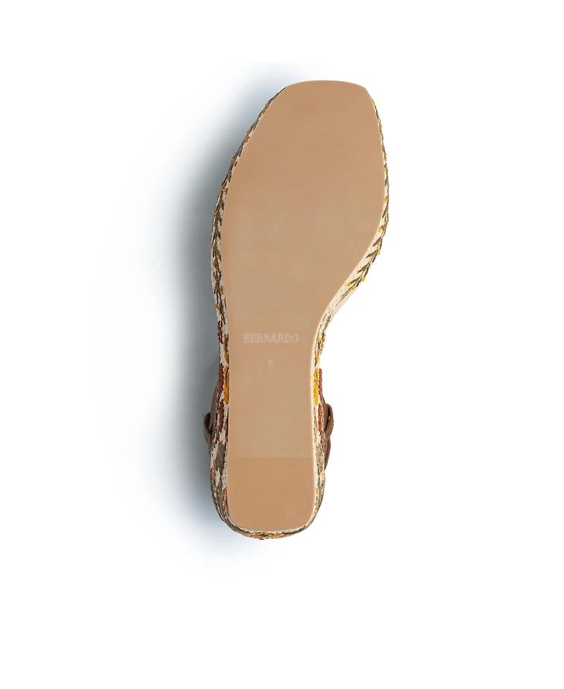 Bernardo Footwear Women's Cairo Wedge Sandal