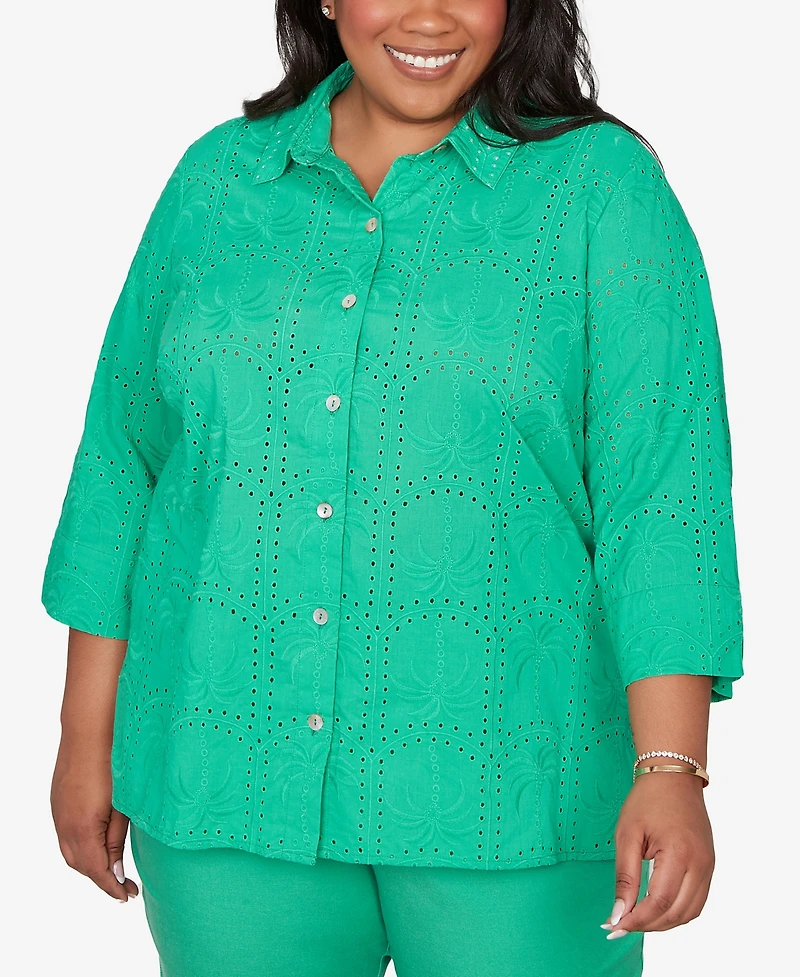 Alfred Dunner Plus Resort Living Eyelet Palm Tree Button Front Top
