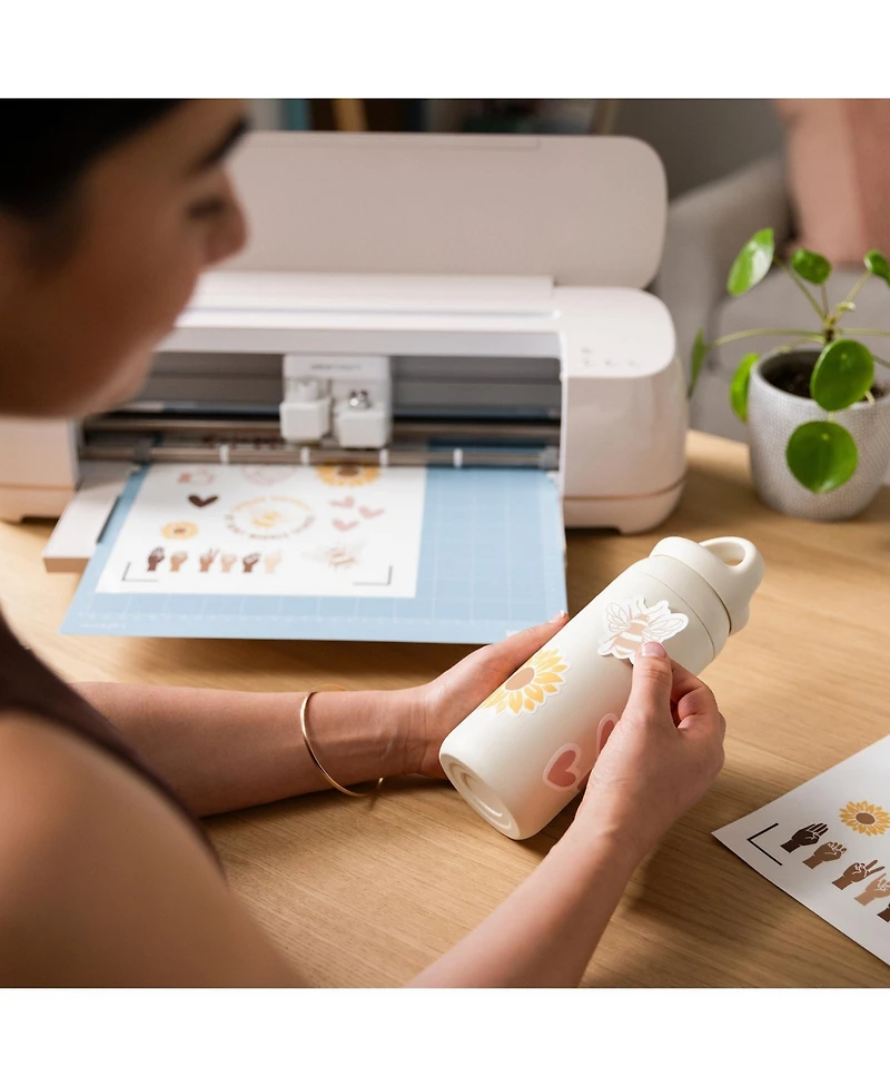 Cricut 8.5 in x 11 in Lamination Film Sheets 30 Count