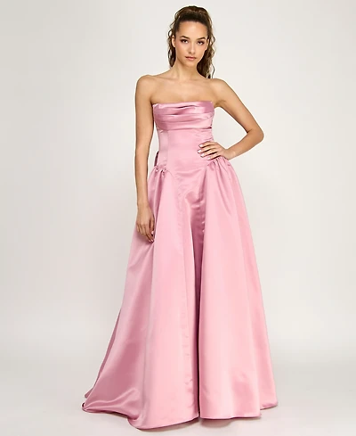 B Darlin Juniors' Strapless Ball Gown