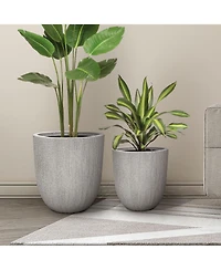 LuxenHome 2-Piece Tapered Round Plastic Planters Set