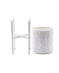 LuxenHome Set of 2 Leaf Embossed Metal Cachepot Planters Stand