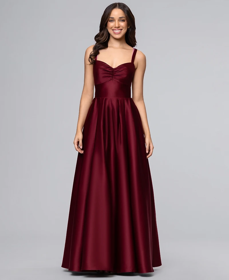 Blondie Nites Juniors' Sweetheart Neck Gown