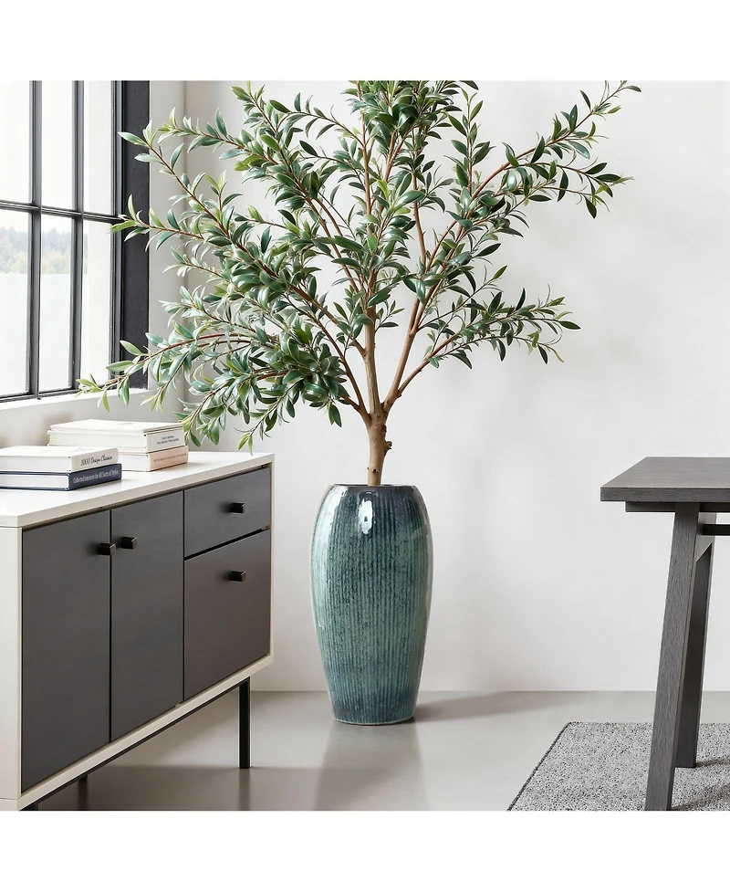 LuxenHome 23-Inch Tall Ceramic Planter