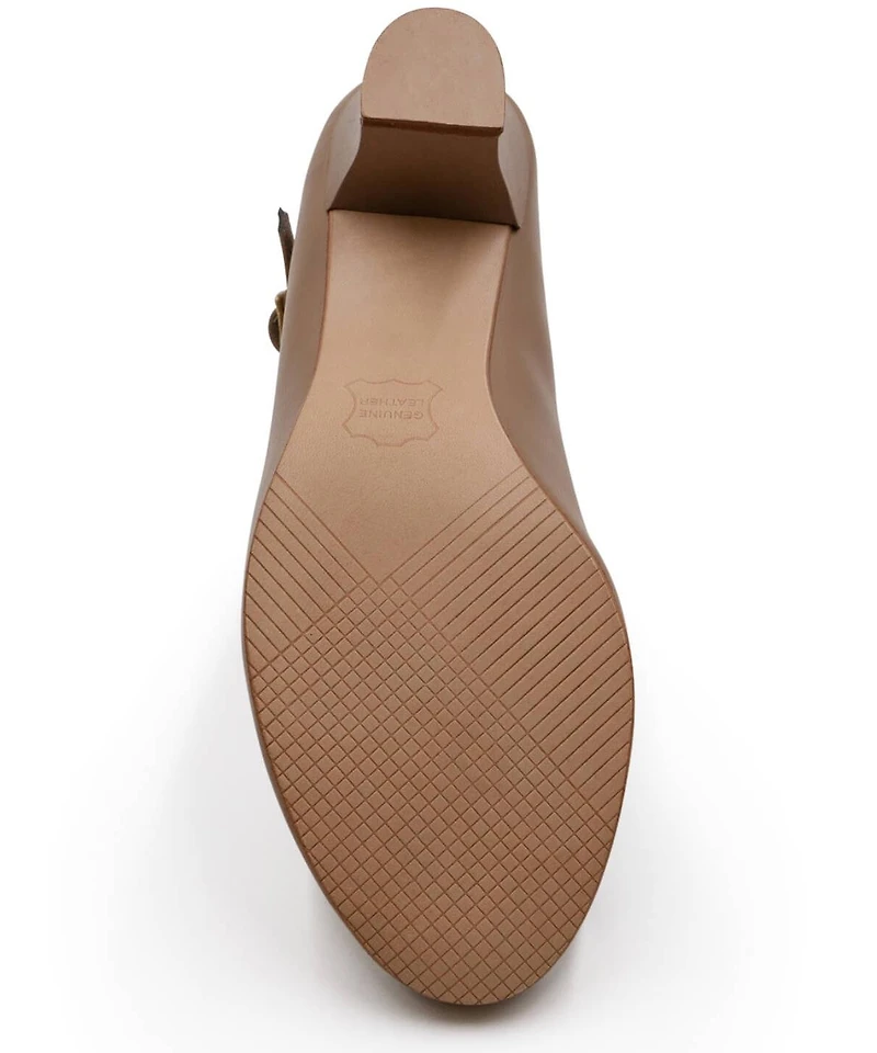 Capezio Jr. Footlight Character Shoe