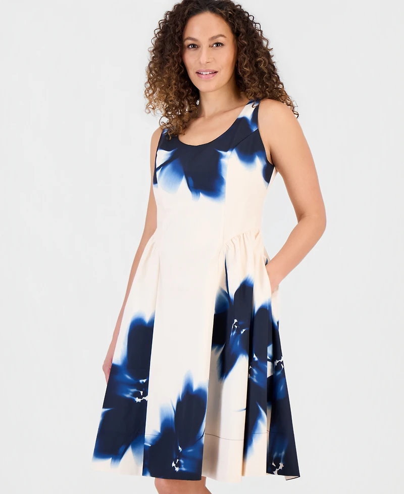 Robbie Bee Petite Printed Scoop-Neck Sleeveless Dress