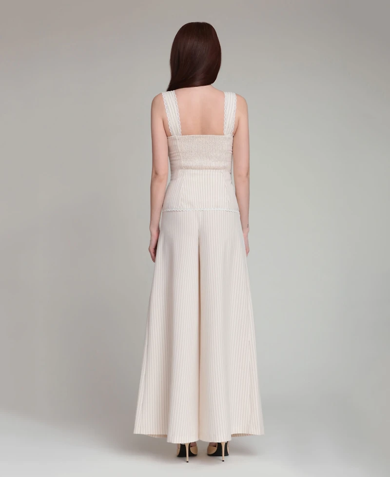 Avec Les Filles Women's V-Neck Top