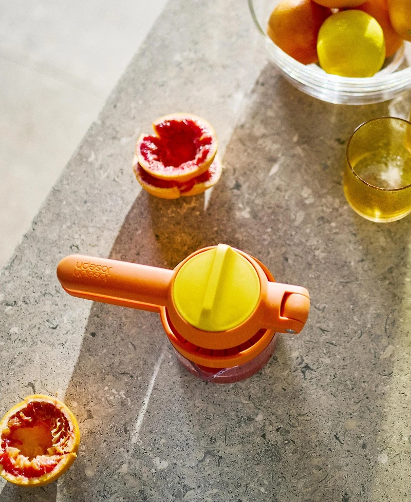 Joseph Joseph 2-Pc. Juicemax Plus Dual-Action Citrus Press and Measuring Cup Set