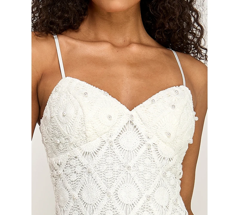 Seni & Cade Juniors' V-Neck Sleeveless Dress