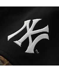 Dunbrooke Men's Camo New York Yankees Hunter Softshell Realtree Full-Zip Jacket