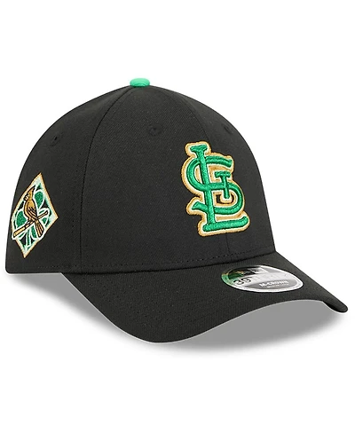 New Era Men's Black St. Louis Cardinals 2026 St. Patrick's Day 39THIRTY Flex Hat