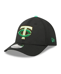 New Era Men's Black Minnesota Twins 2026 St. Patrick's Day 39THIRTY Flex Hat