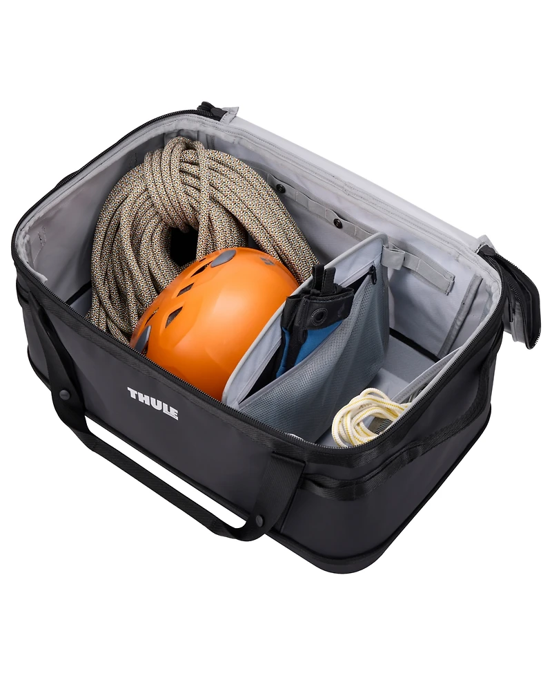 Thule Chasm 55" Gear Hauler