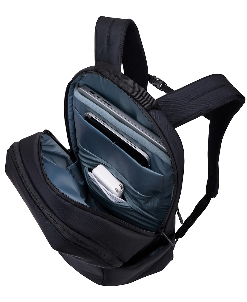 Thule Subterra 21-Liter Backpack