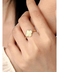 Devata Clover Ring in 14K Gold, Size 7, approx. 1.7 grams