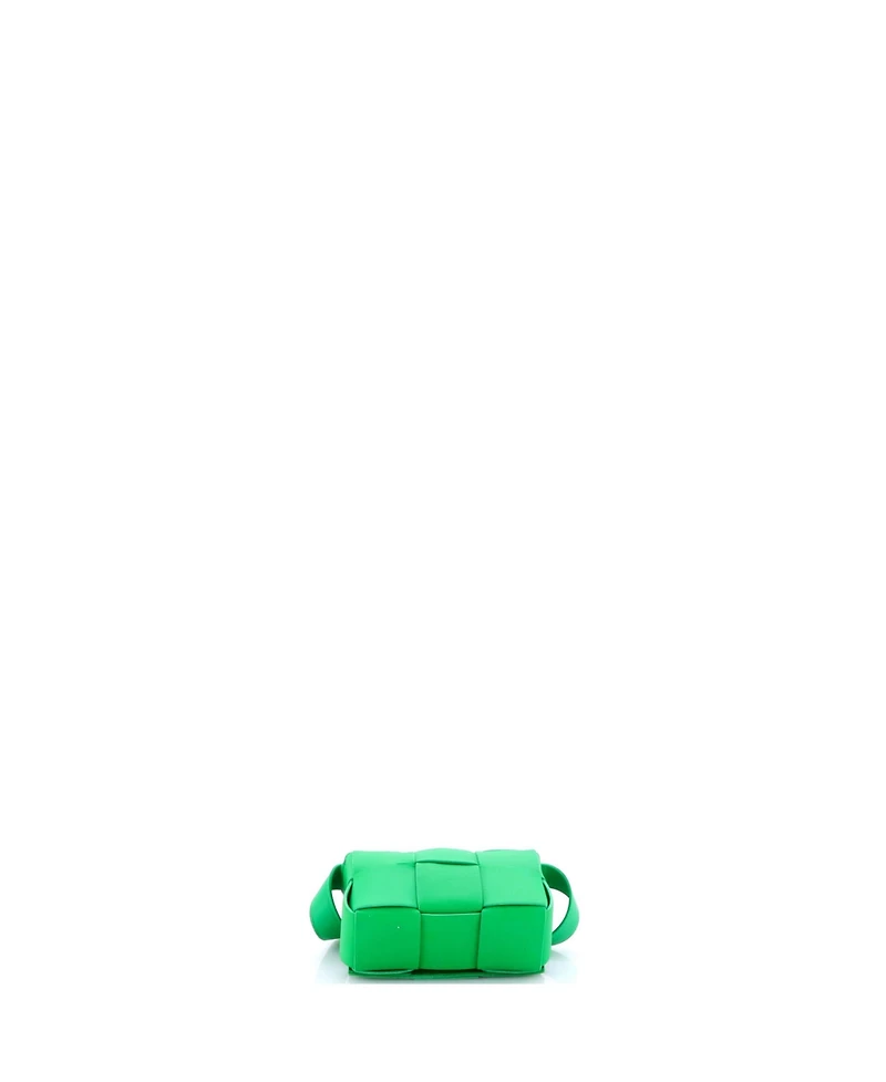 Pre-Owned Bottega Veneta Extra Mini Cassette Crossbody Bag Maxi Intrecciato Leather