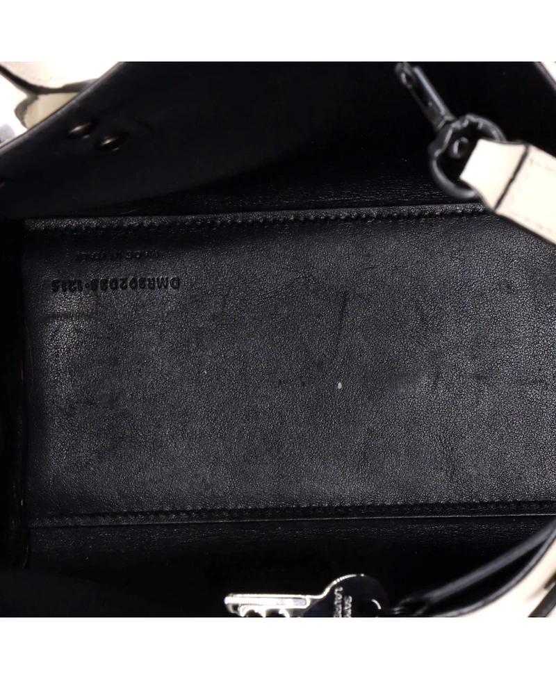 Pre-Owned Saint Laurent Baby Sac de Jour Nm Bag Leather