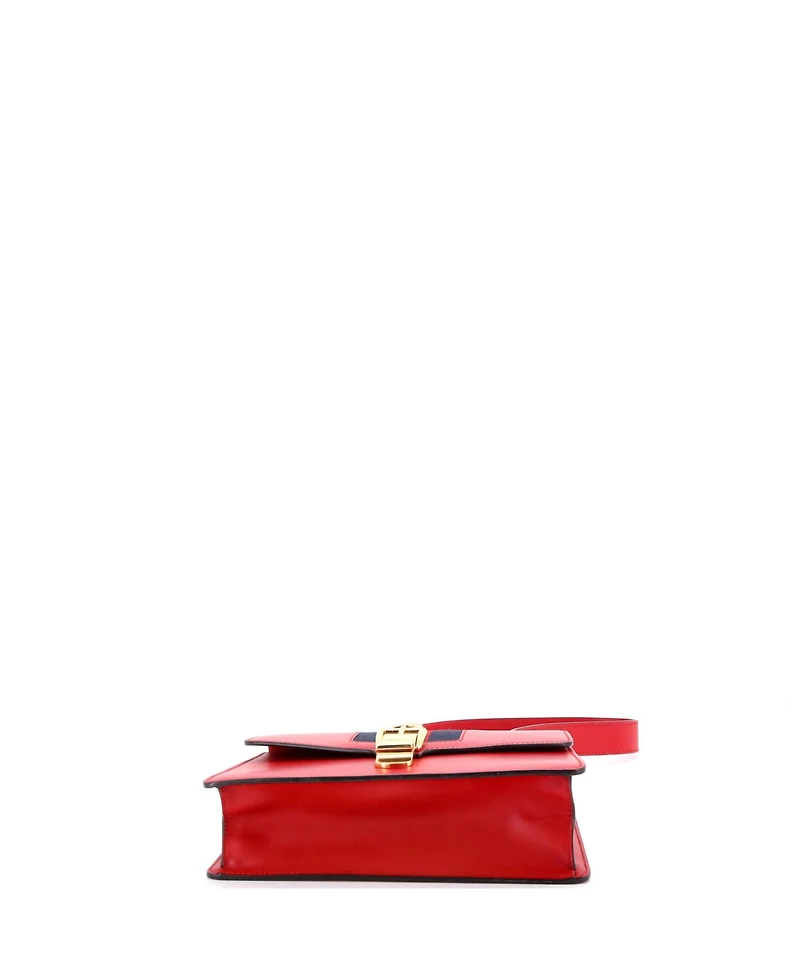 Pre-Owned Gucci Small Sylvie Shoulder Bag Leather