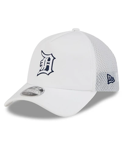New Era Men's White Detroit Tigers 2026 Batting Practice Apex 9FORTY Adjustable Trucker Hat