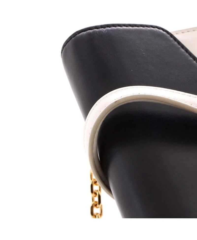 Pre-Owned Celine C Wallet on Chain Leather