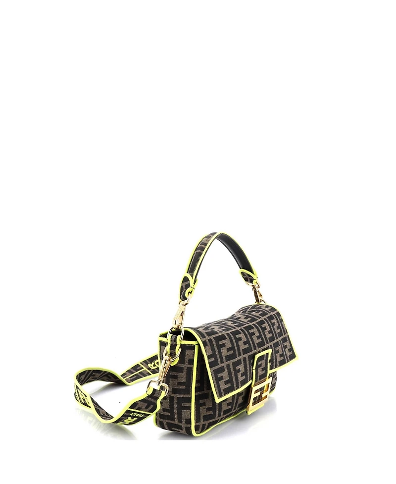 Pre-Owned Fendi Medium Baguette Nm Bag Zucca Canvas