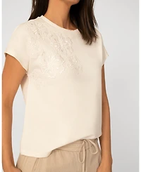 Cable & Gauge Women's Flower Applique Tee