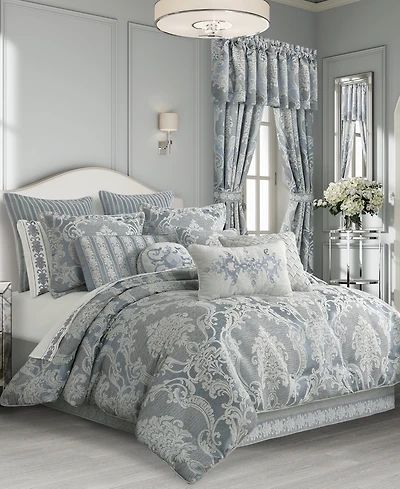 J Queen New York Queensbury Print 4-Pc. Comforter Set