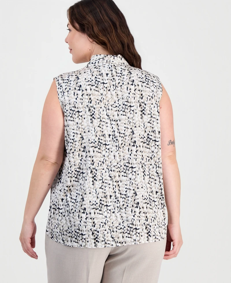 Kasper Plus V-Neck Front-Pleat Top