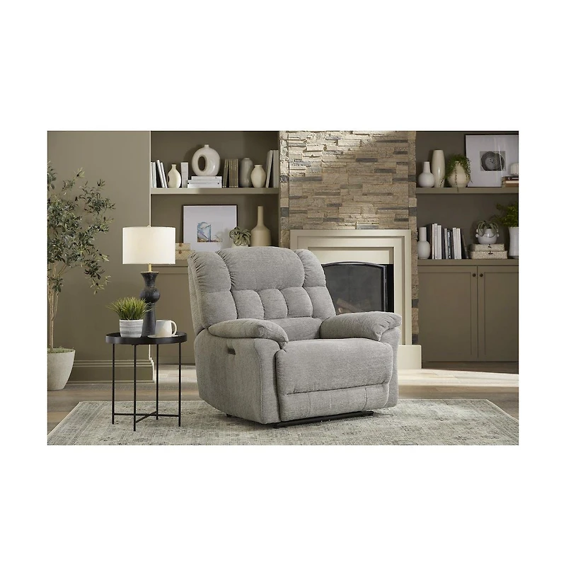 Heartland Furniture Oversized Recliner Chair Heavy Duty Recliners with Wide Seat